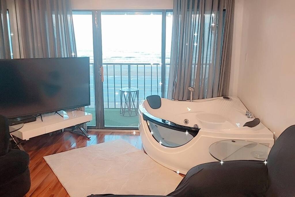 Bello Condominio Con Vista Al Mar, Jacuzzi Interno 갤버스턴 외부 사진